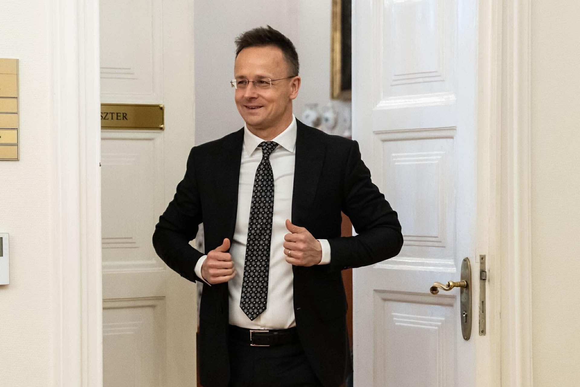 Soha nem látott beavatkozás várható a választáson