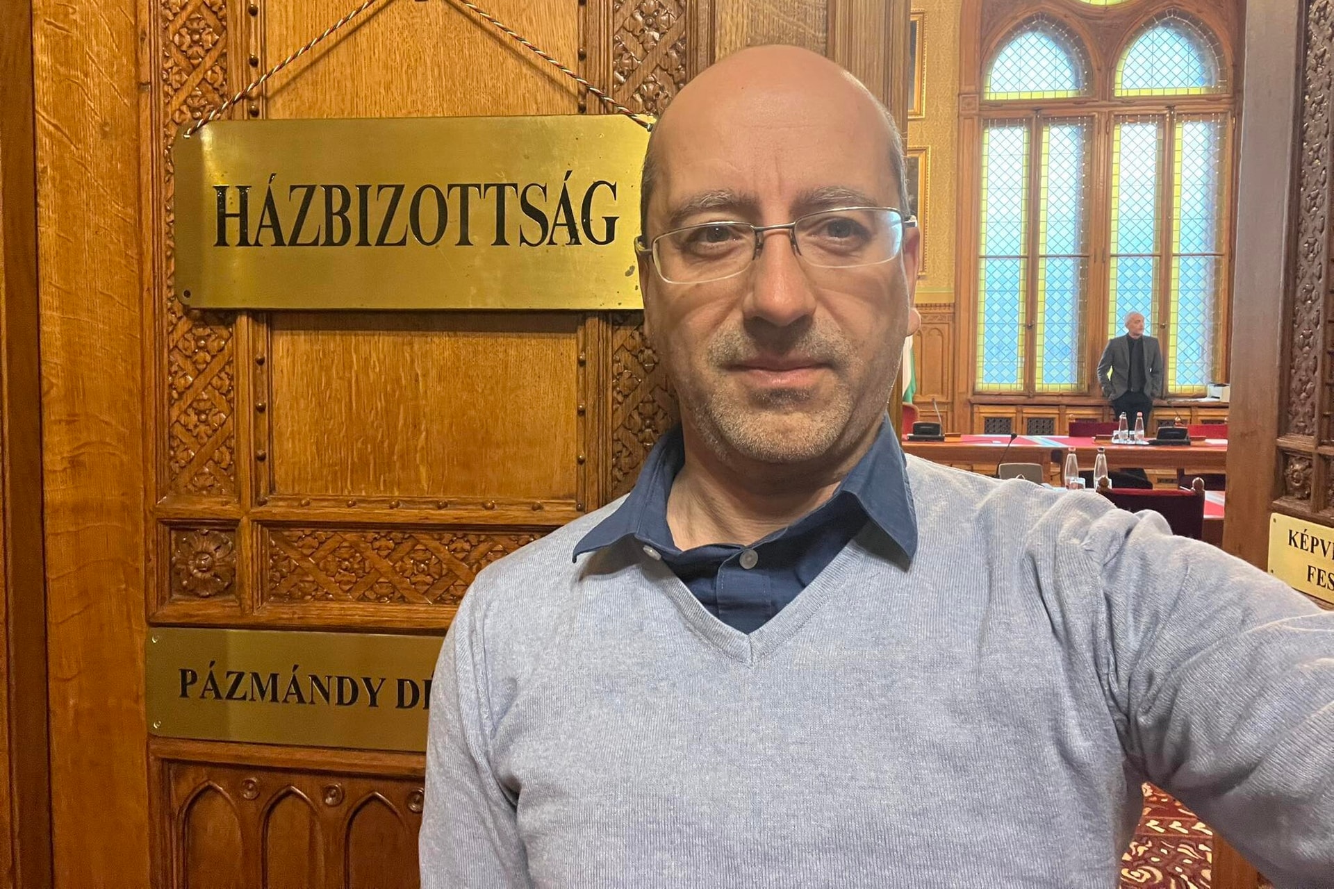Váratlanul visszalépett az egykori csepeli momentumos képviselő