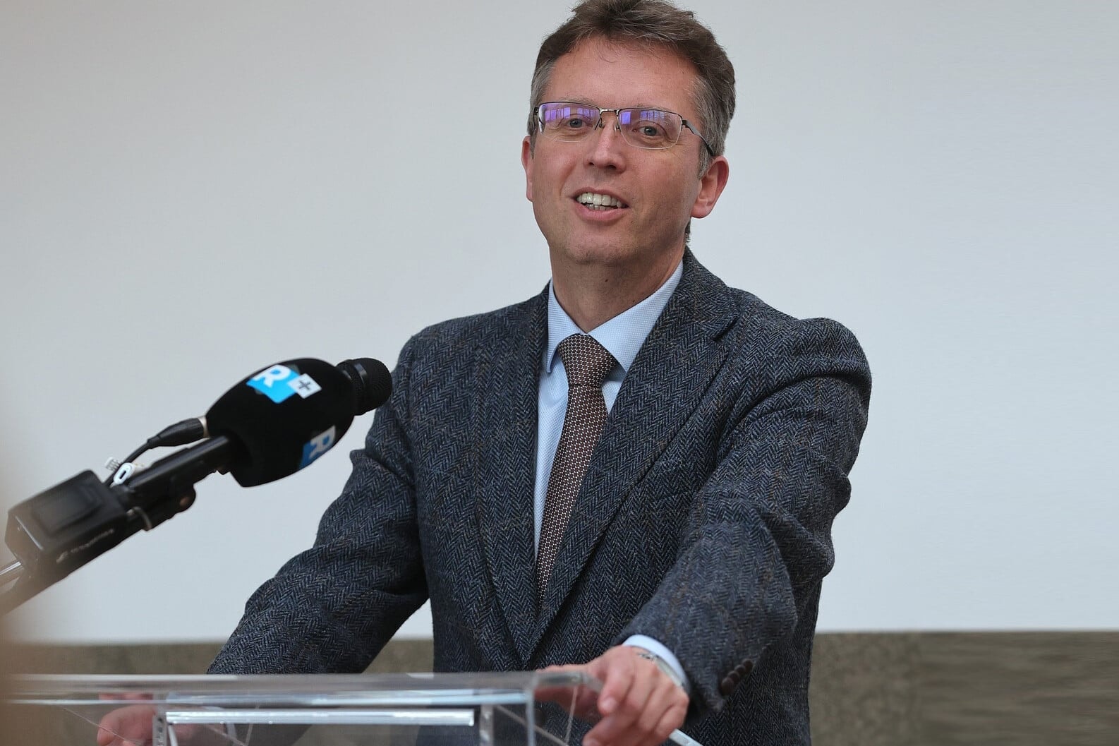 CT- és röntgenberendezést adott át Kistarcsán