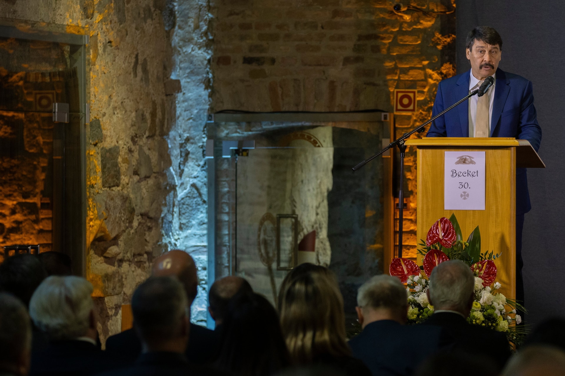 Becket Tamás az örökérvényű igazságot védelmezte