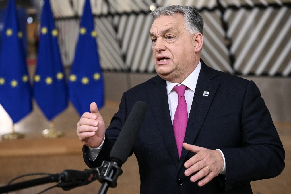 Orbán Viktor: El a kezekkel a magyarok szabadságától!