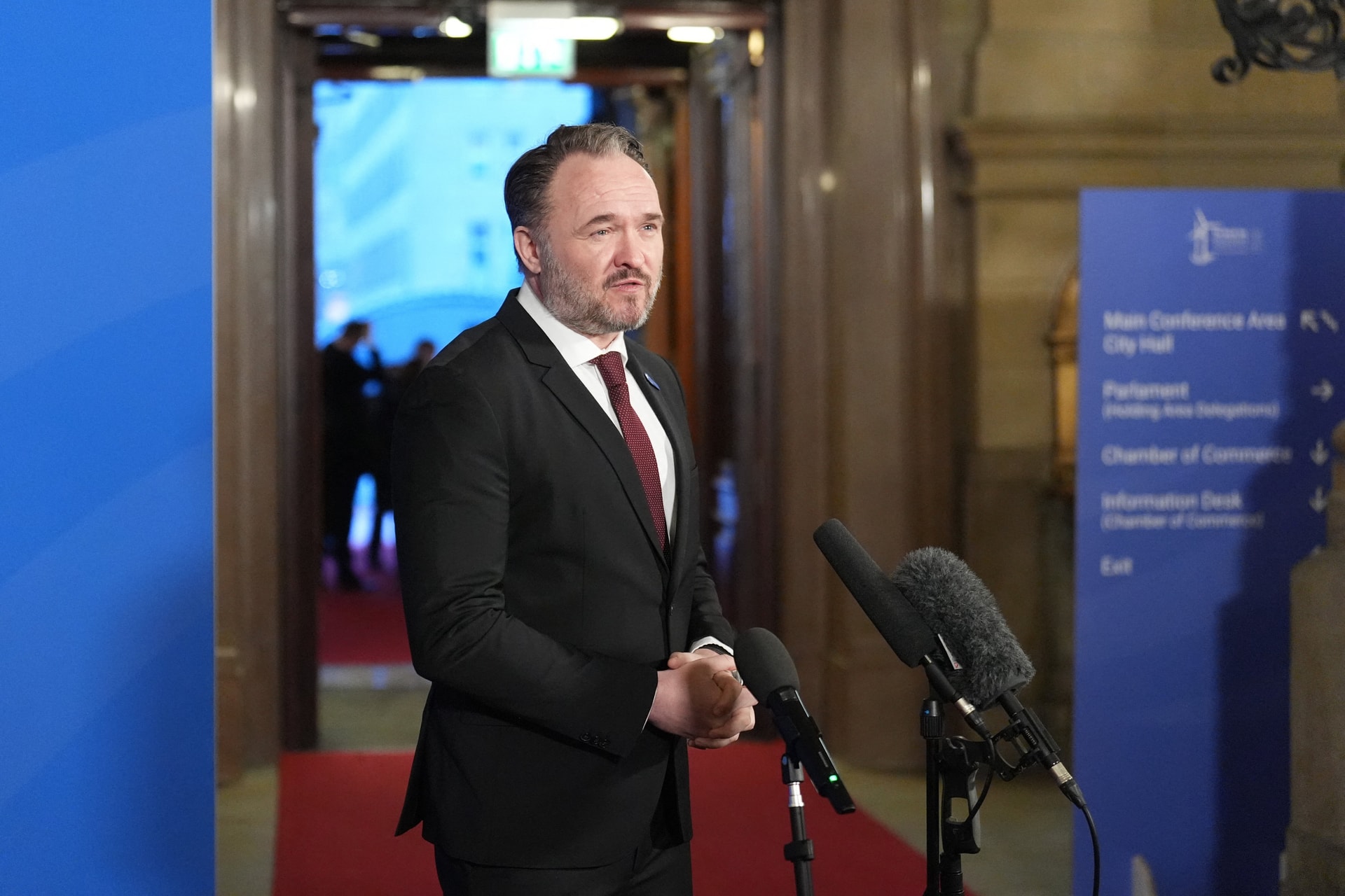 Az EU-t nem érdekli az elszálló üzemanyagár