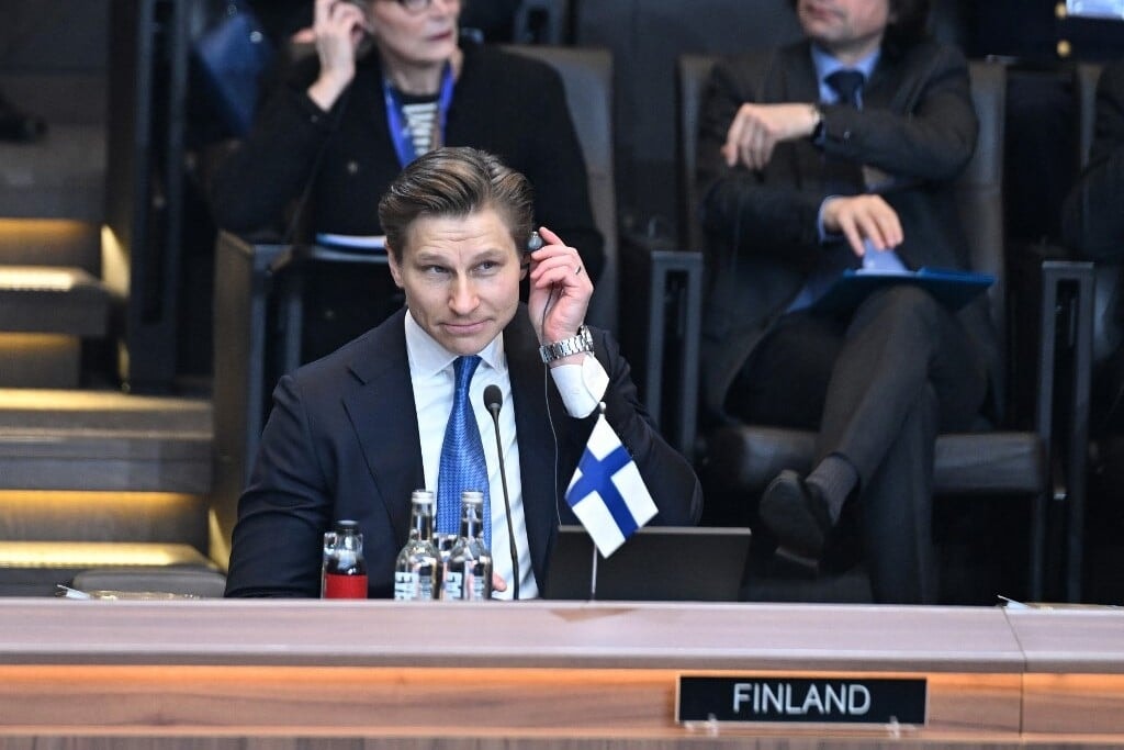 Finnország nukleáris fegyvereket akar?