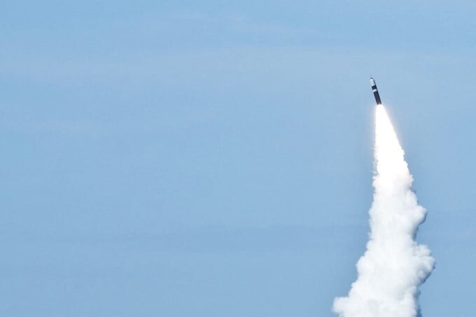 Atomrakétákat követelnek a liberálisok