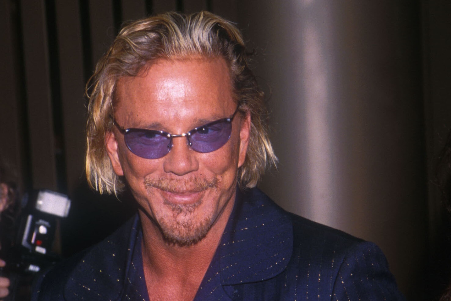 Kilakoltatták a nagyképű Mickey Rourke-ot