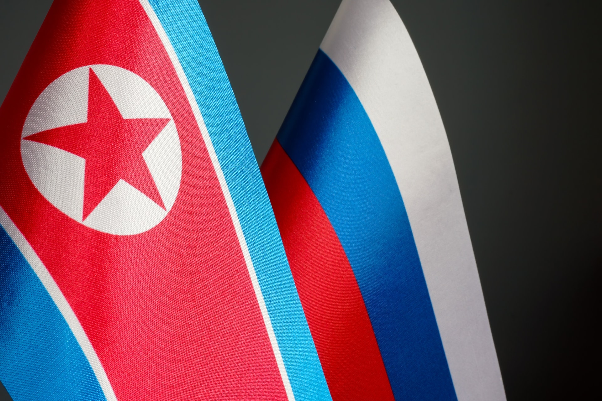 Észak-koreai műszempilla és póthaj érkezhet Oroszországba