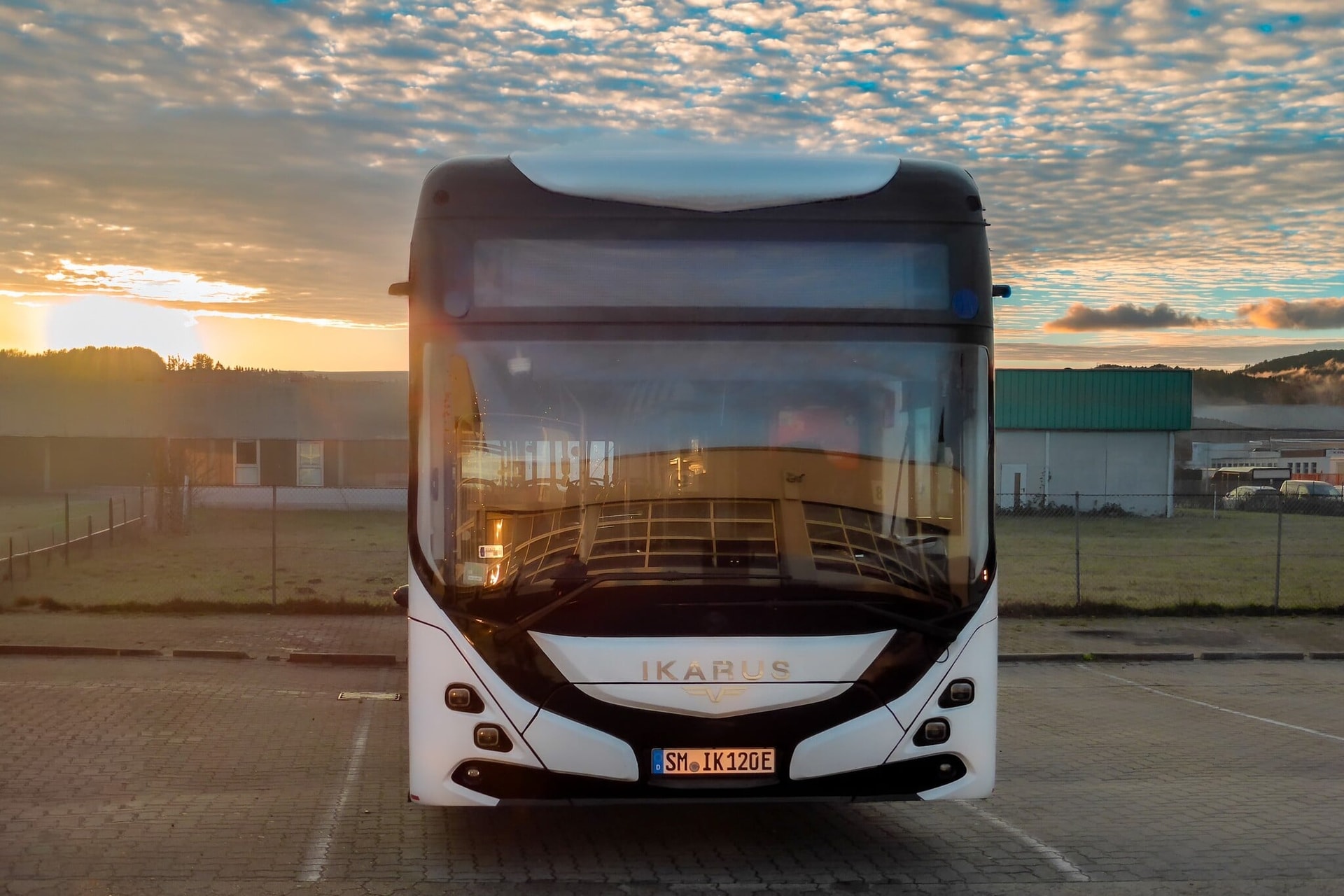 Szenzáció: Ikarus buszok a Balkánon