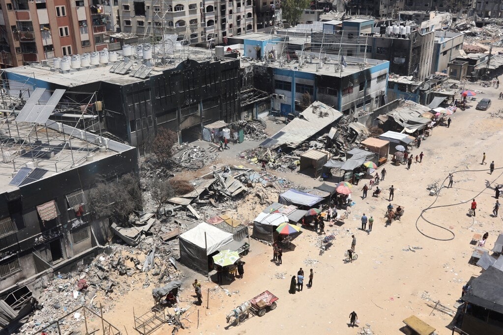 Elszáll a világ adóssága