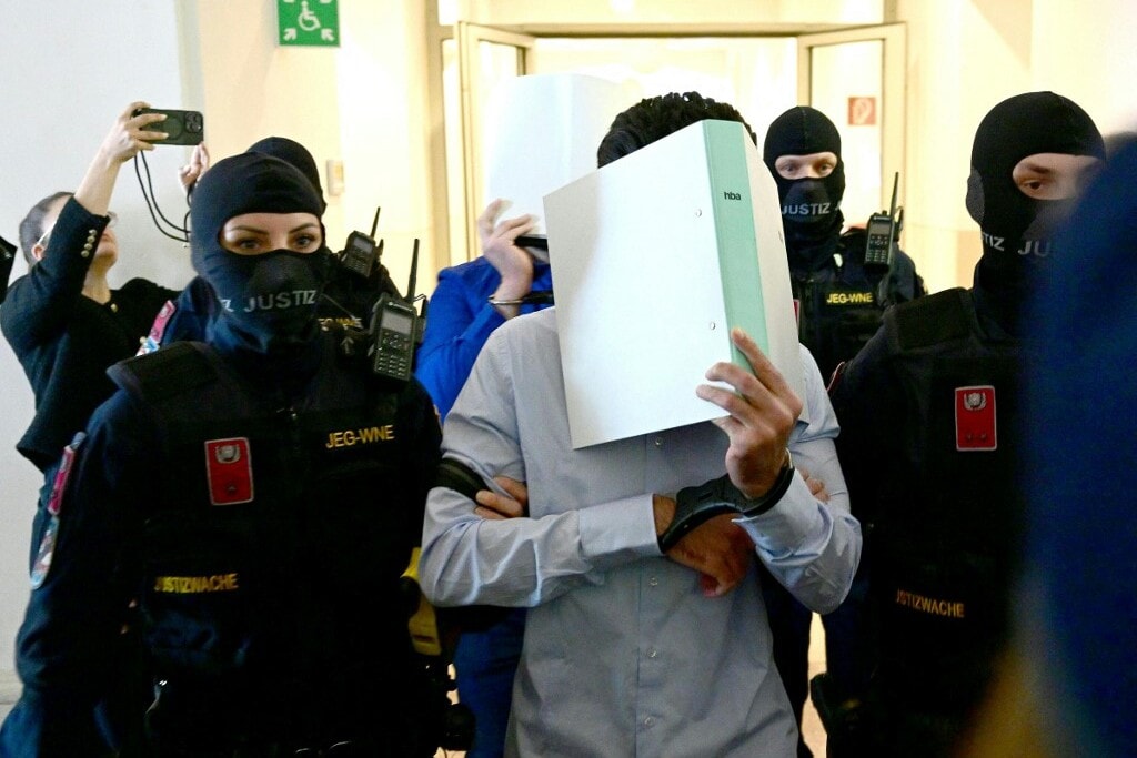 Beismert terrortervek
