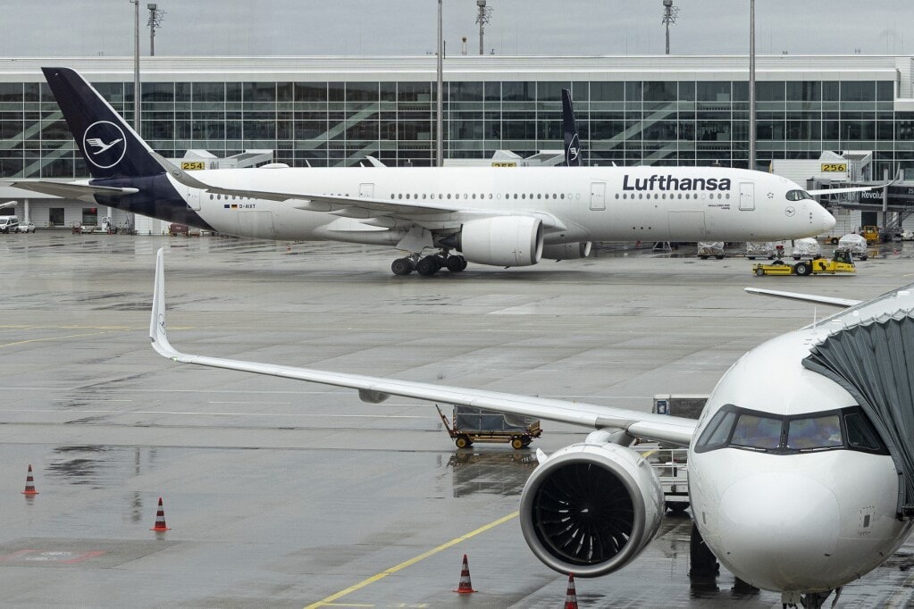 A Lufthansa légiutas-kísérői pénteken egynapos sztrájkba lépnek