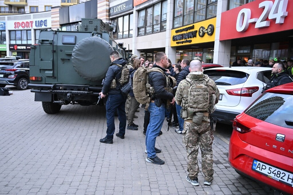 Új részletek derültek ki a kijevi lövöldöző ügyében