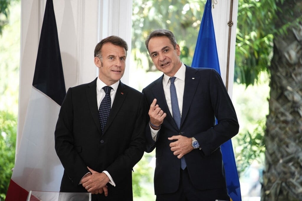 Macron szerint egyértelmű az EU kölcsönös segítségnyújtási cikkelye