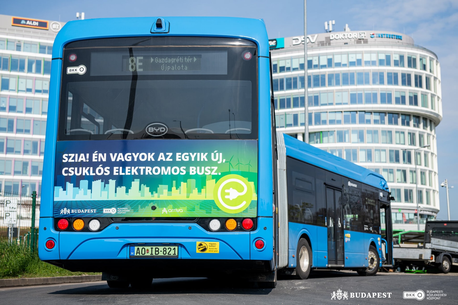 Újabb elektromos buszok állnak forgalomba a fővárosban május 1-jén