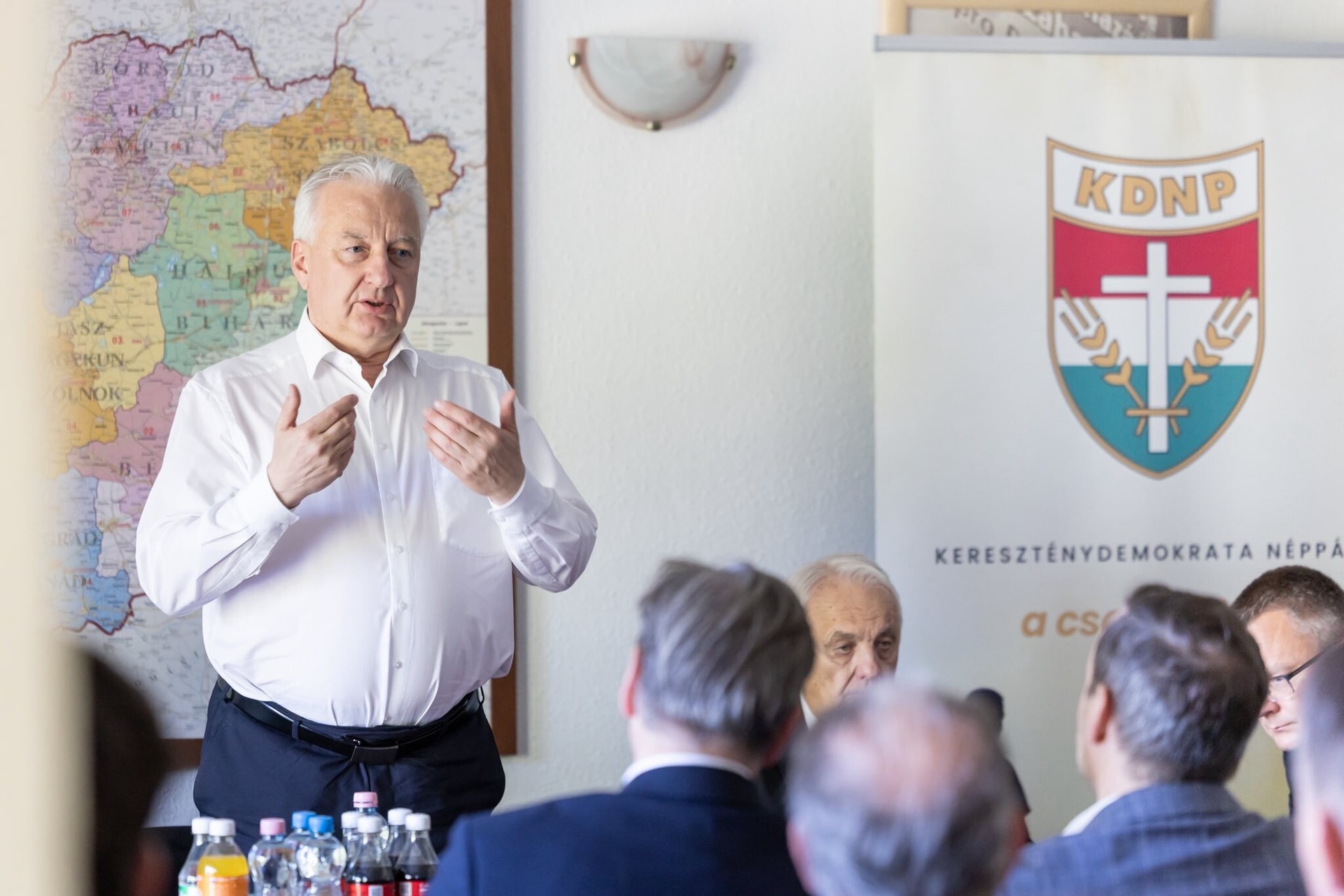Semjén Zsolt lemondott a KDNP elnöki tisztségéről