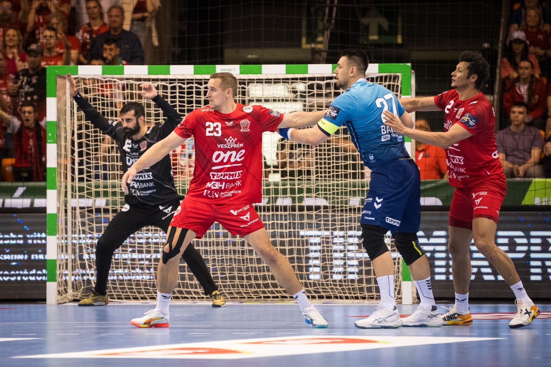 A fináléban Veszprém-Tatabánya meccs lesz