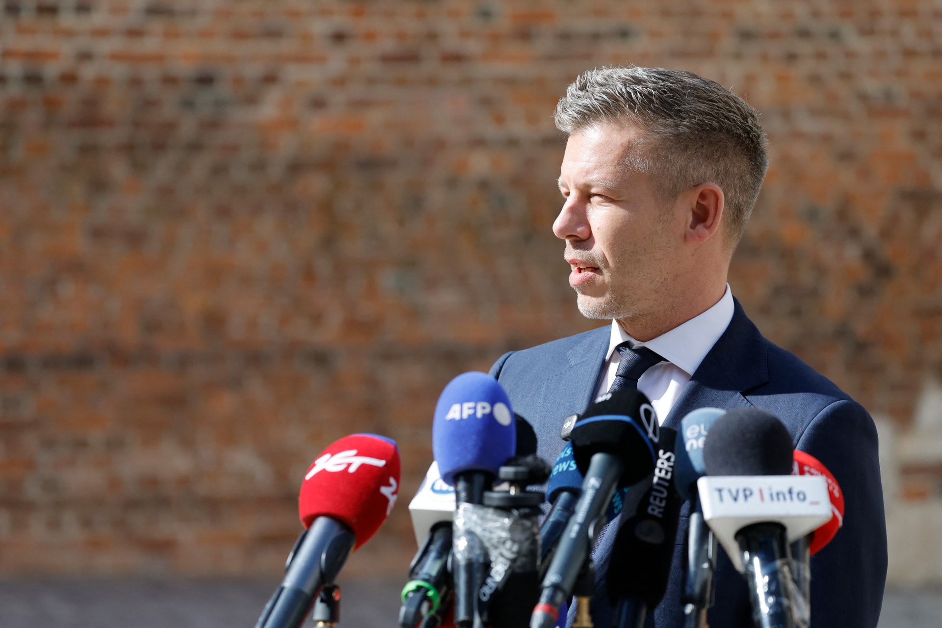 Magyar Péter az osztrák kancellárral tárgyal
