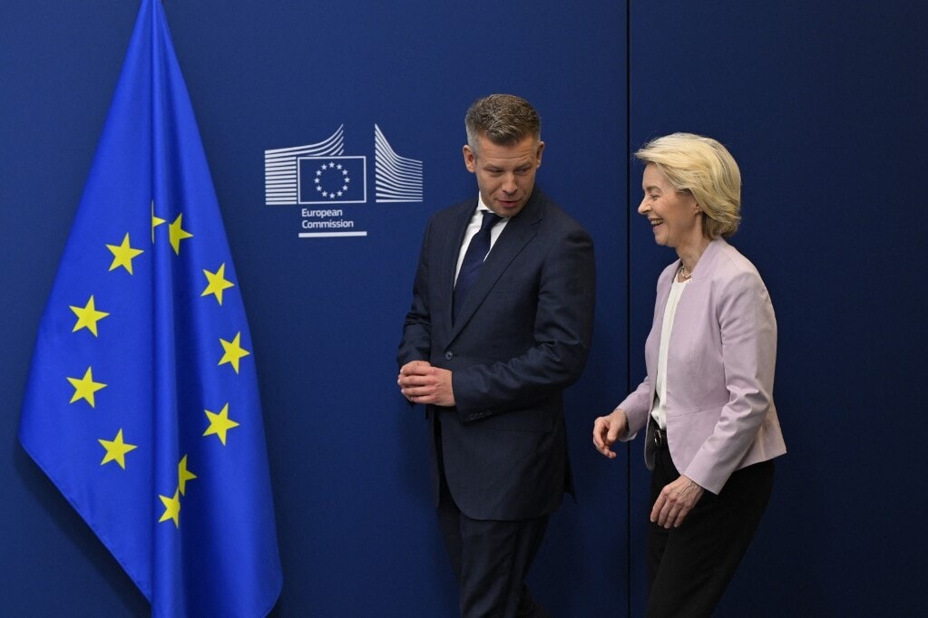 Élénken figyel hazánkra az EB