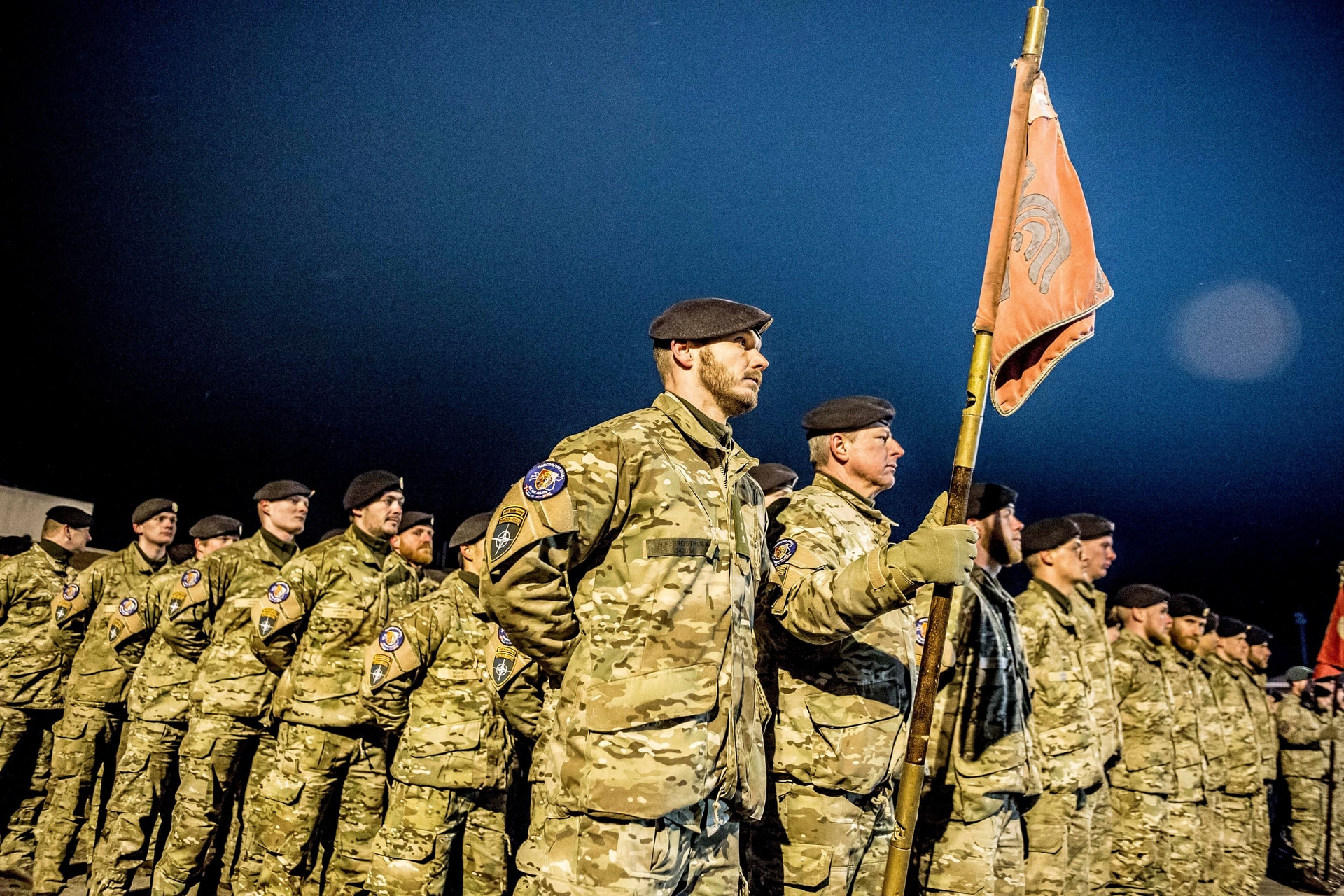A britek szerint akár orosz tankok is bevonulhattak volna Budapestre
