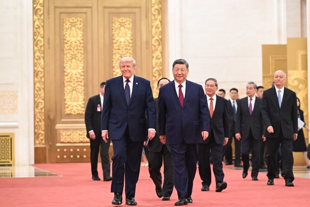 Folyik a diplomáciai csörte Pekingben