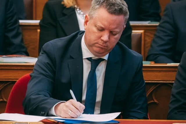 Pósfai Gábor belügyminiszter szerb kollégájával tárgyalt Belgrádban