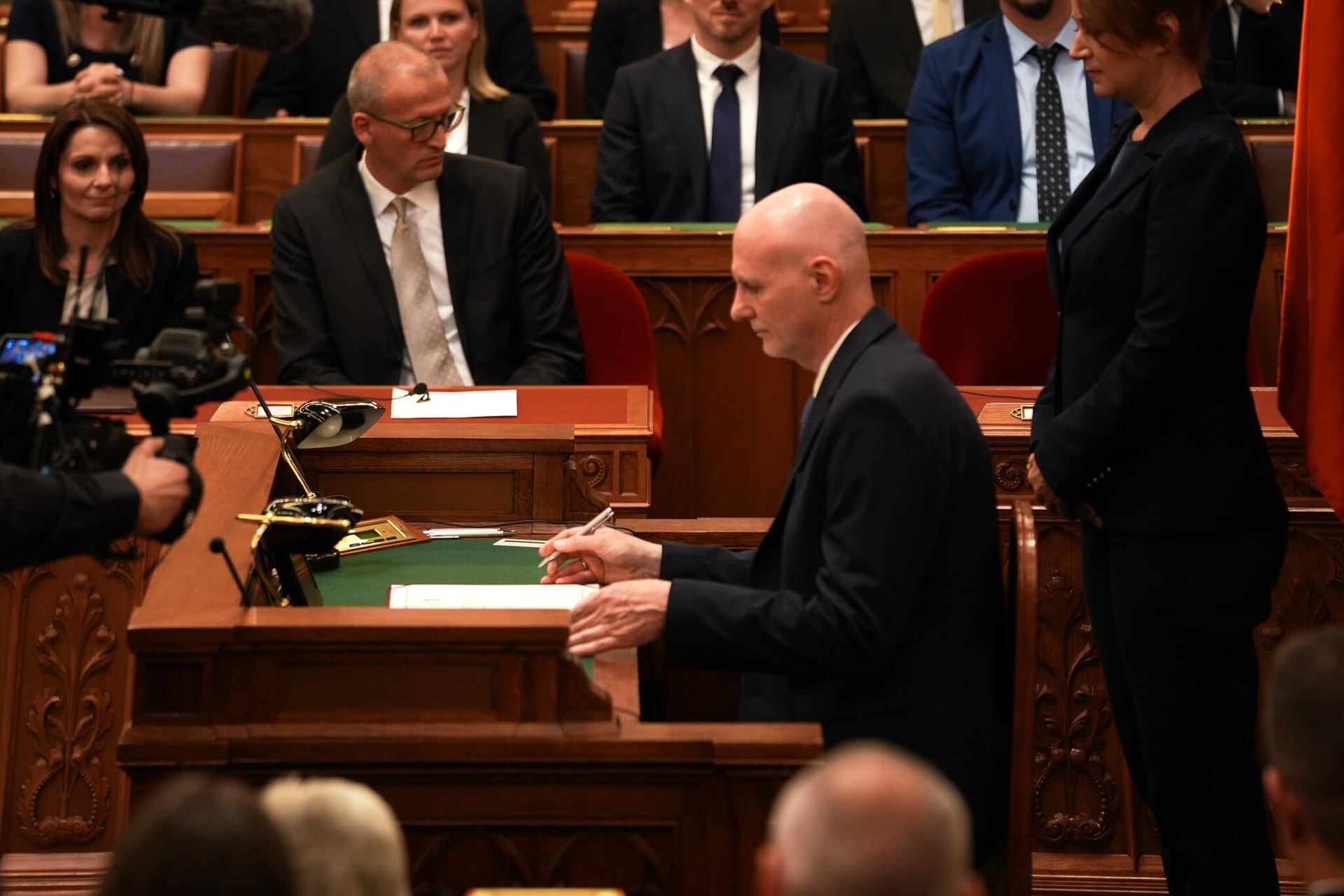 Tanács Zoltán minisztériuma most processzort, memóriát és tűzfalat kapott