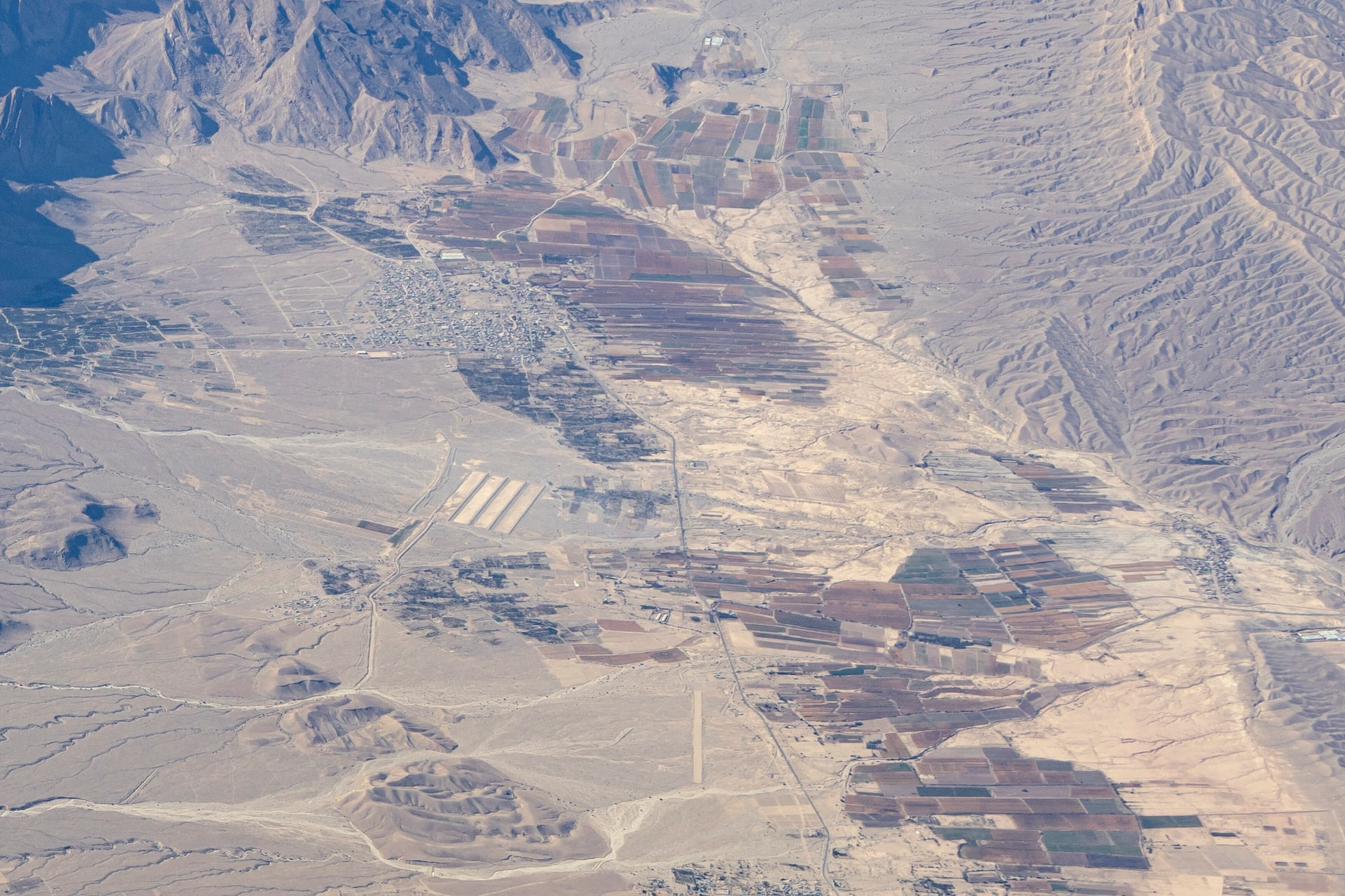 Titokzatos épületek láthatók a levegőből, amelyek idősebbek, mint az emberi civilizáció