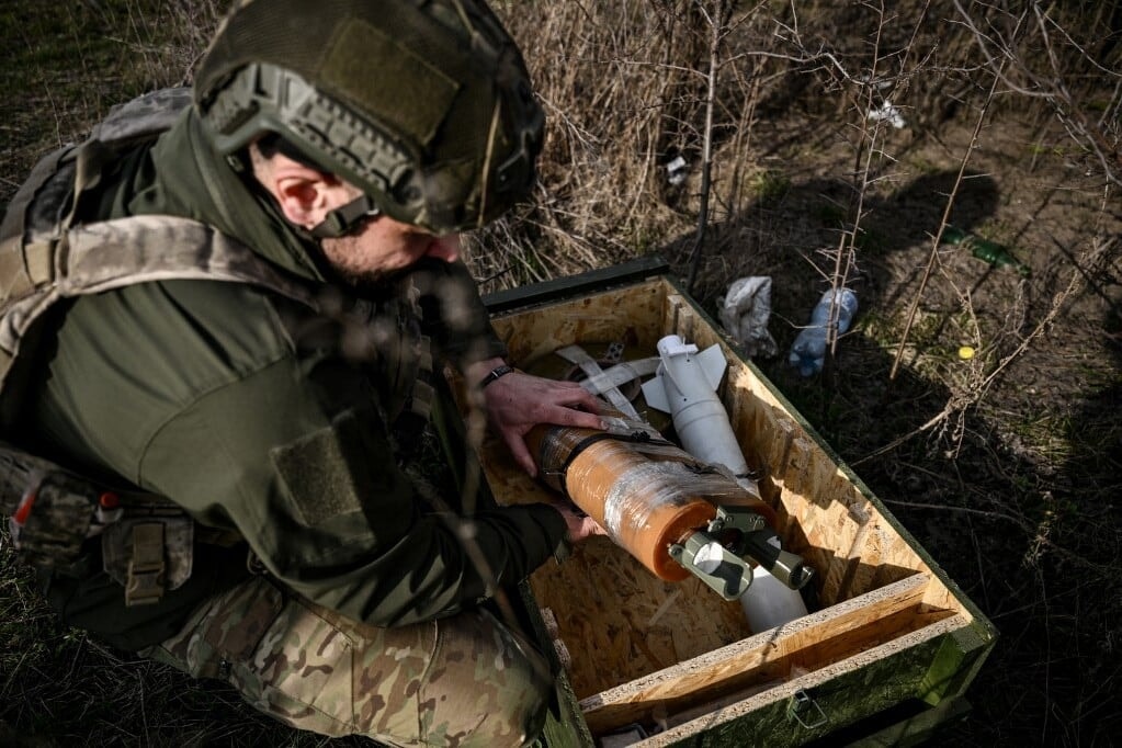 Bemutatták az új ukrán irányított légibombát