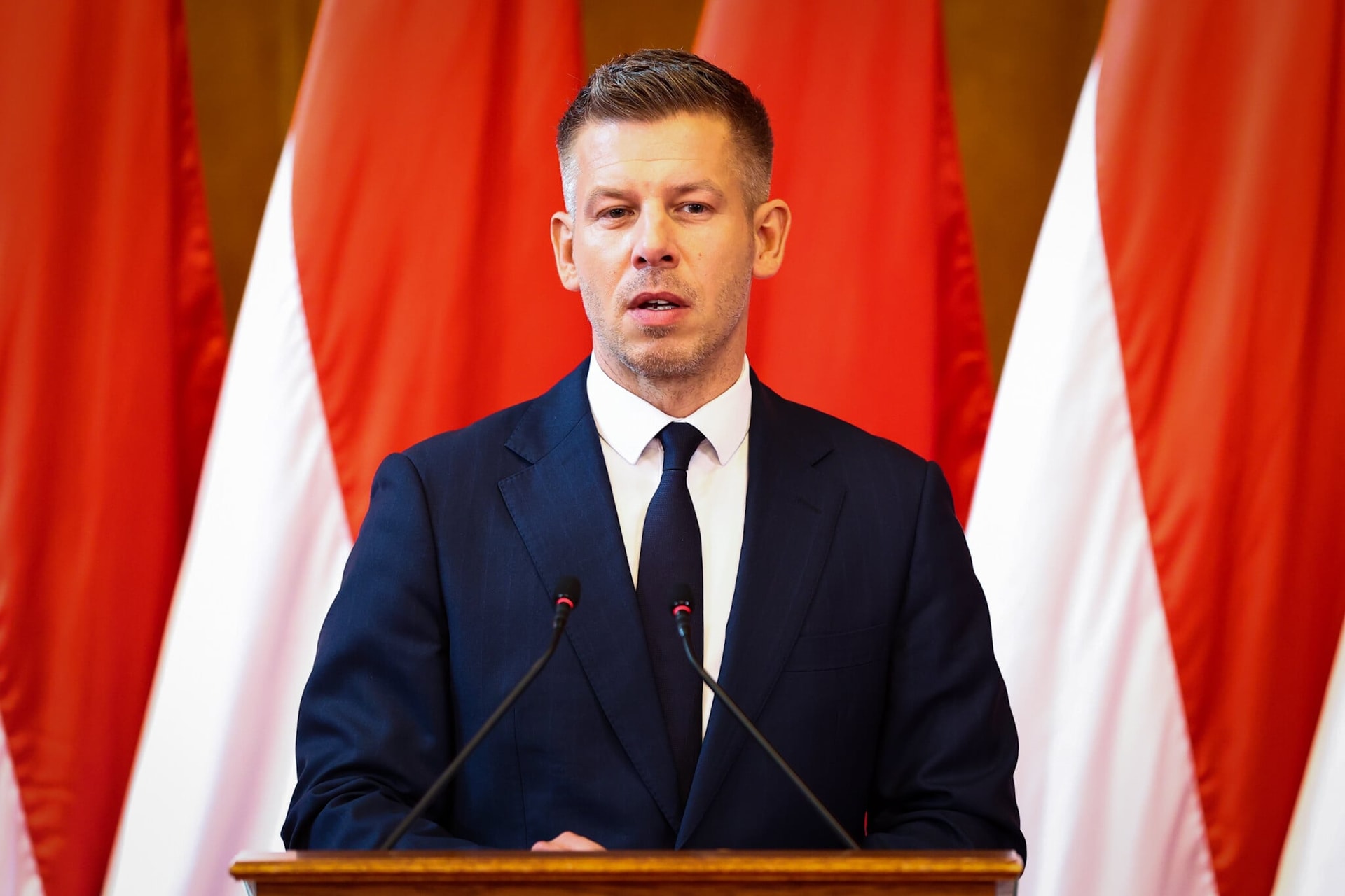 Magyar Péter: Egyik gyermek sem indulhat hátrányból