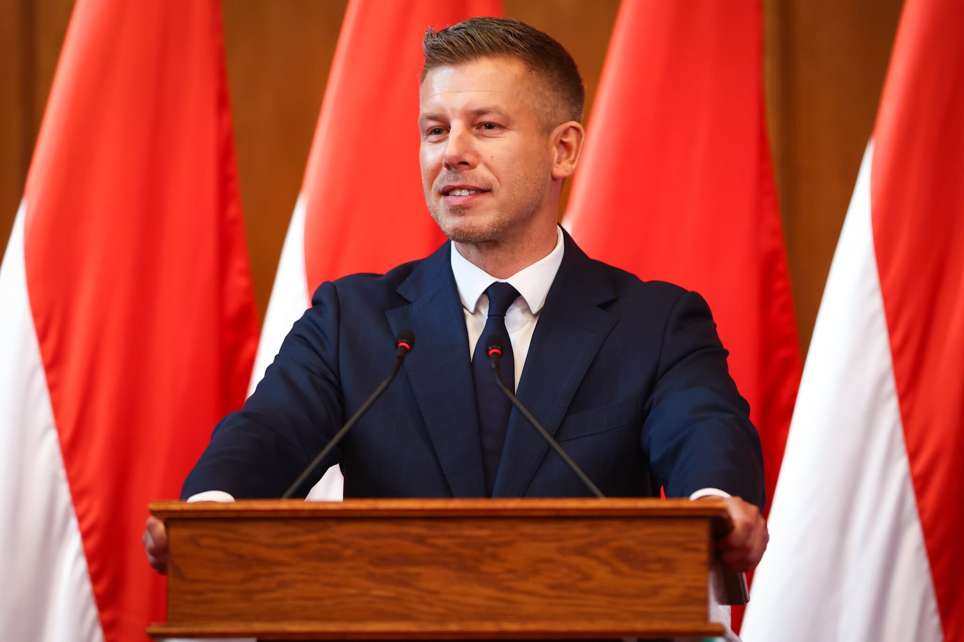 Magyar Péter: Társadalmi egyeztetésre bocsátottuk az Alaptörvény módosítását