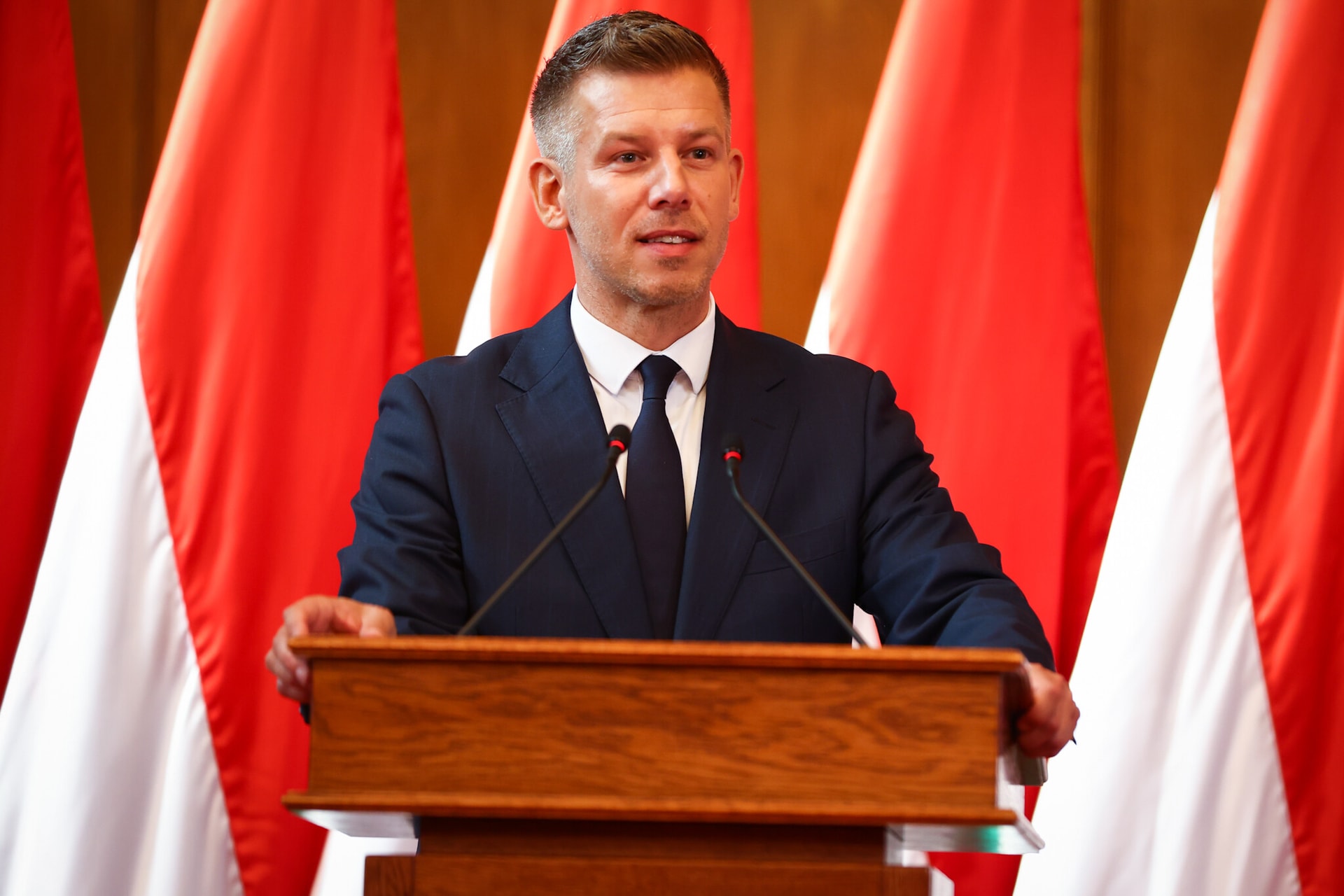 Magyar Péter: a közérdekű vagyonkezelő alapítványok kuratóriumai tartózkodjanak az állami vagyont érintő döntések meghozatalától