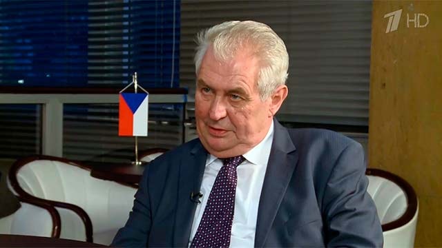 „A visegrádiaknak ki kellene állniuk Lengyelország és Magyarország mellett”