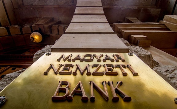 Több mint 2200 milliárd forintot igényeltek vállalkozások az Nhp Hajrában