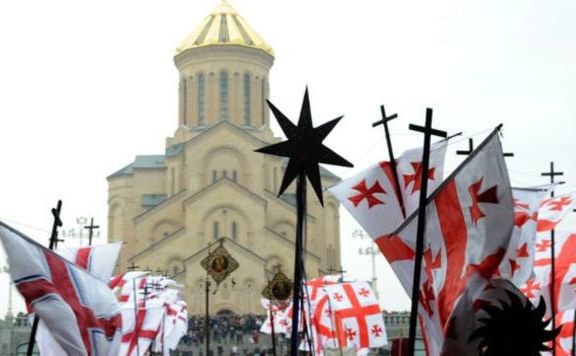 Grúzia hadat üzenne Oroszországnak?