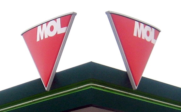 Részesedést vásárolt a Mol az azerbajdzsáni ACG olajmezőben és a BTC vezetékben