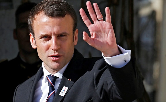Macron köszönetet mondott  Franciaország felszabadításáért az amerikai veteránoknak