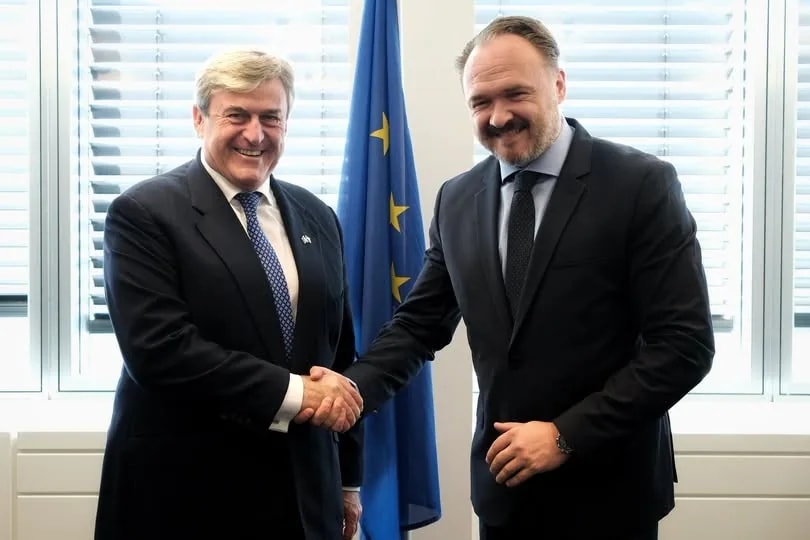 Luxemburgban egyeztetett Kapitány István
