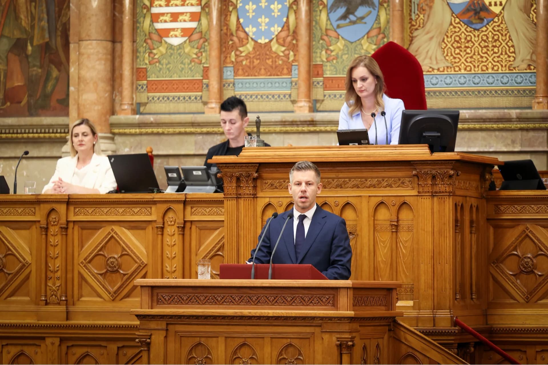 Nagy változást jelentett be Magyar Péter