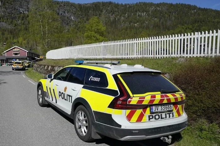 Egy férfi holttestét rejtélyes tárgyakkal körülvéve találták meg egy lakatlan szigeten