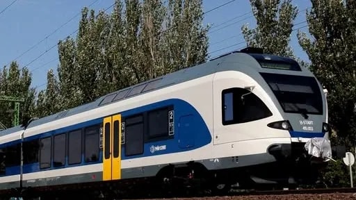 Sorra váltak működésképtelenné a Stadler FLIRT motorvonatok