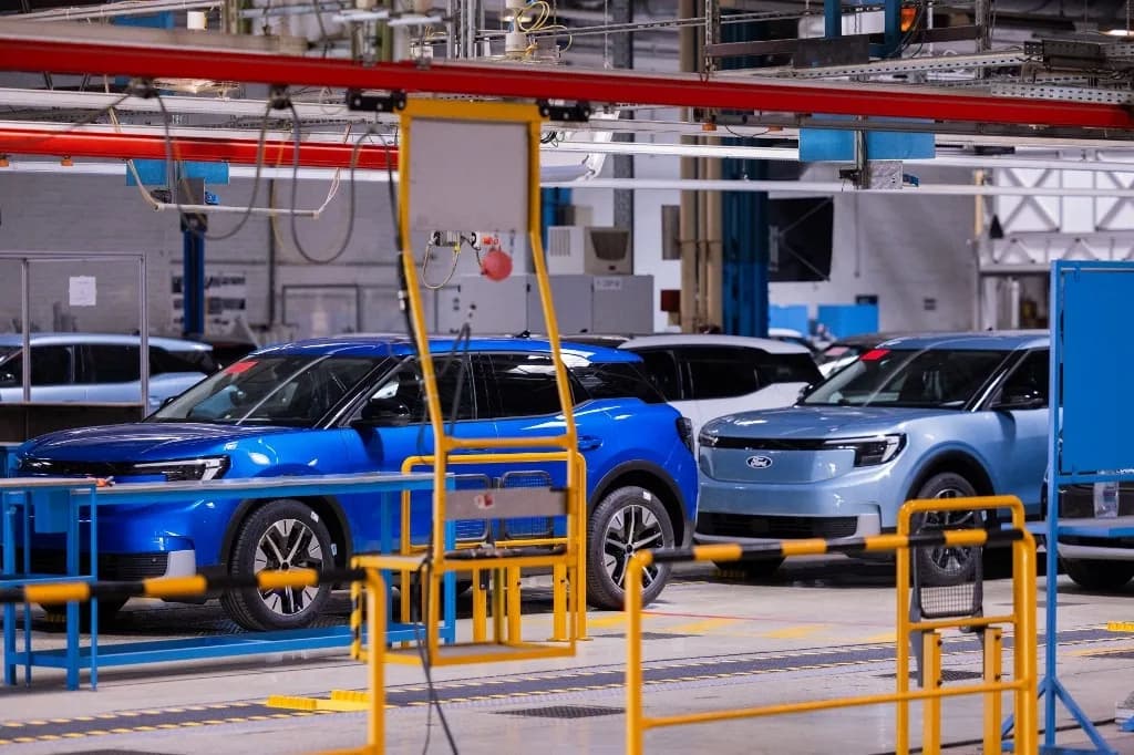 A Ford mérnökökre cseréli a mesterséges intelligenciát