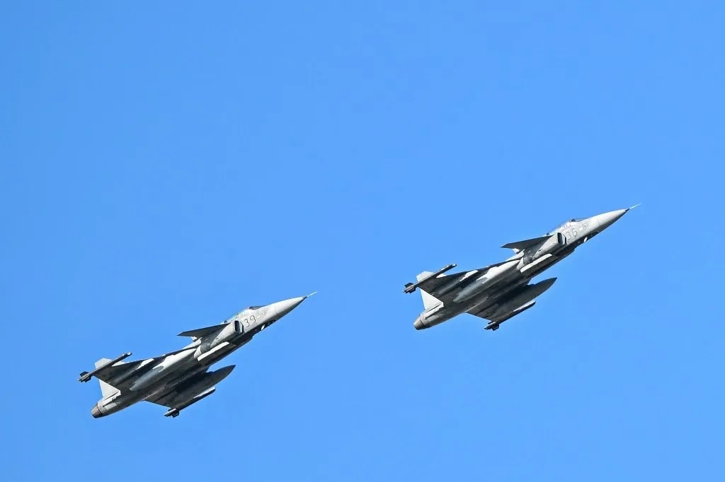 Riasztották a magyar gripeneket