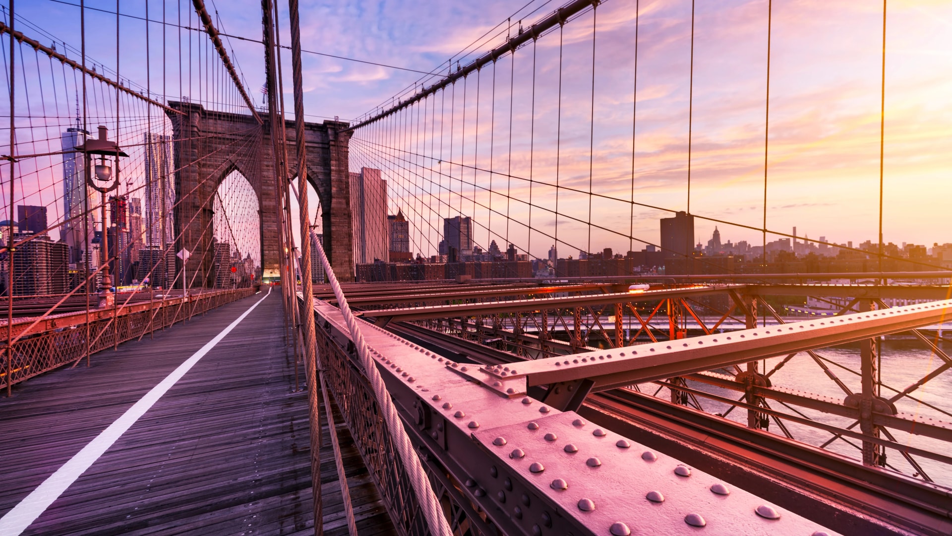 Tűzijáték gyújtotta fel a Brooklyn hidat + VIDEÓ