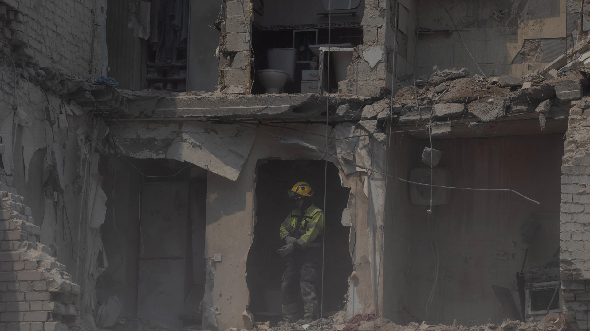 Ukrajna 450 kilogrammos bombát dobott le + VIDEÓ