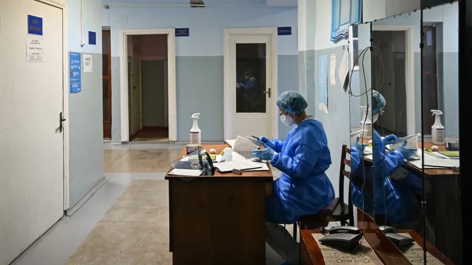Beperli az EB a román államot