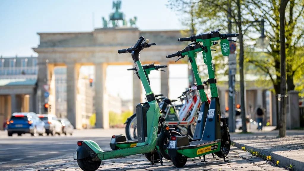 A német parlament szigorította az elektromos rollerekre vonatkozó szabályokat