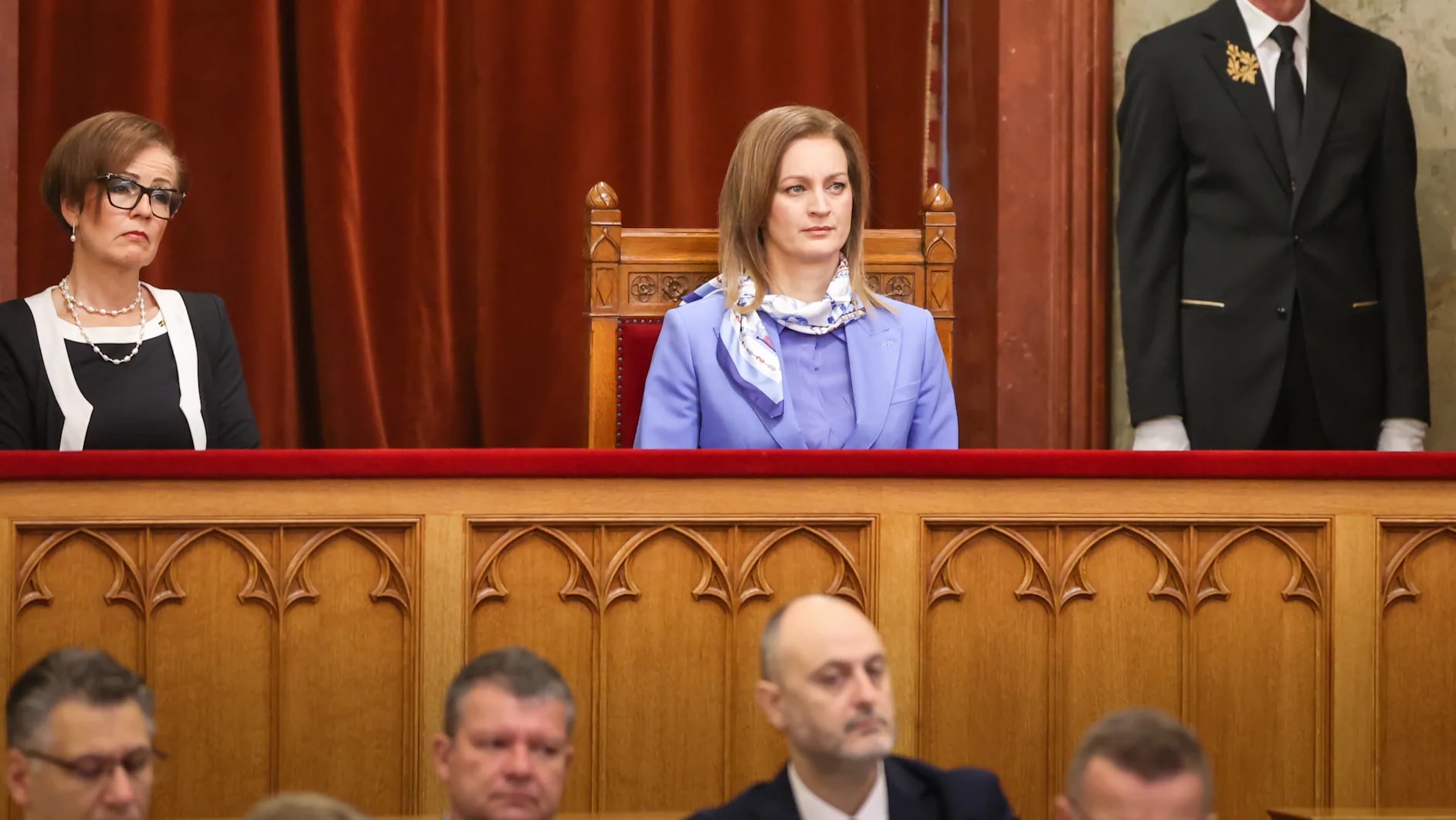 Aláírta első törvényét Forsthoffer Ágnes
