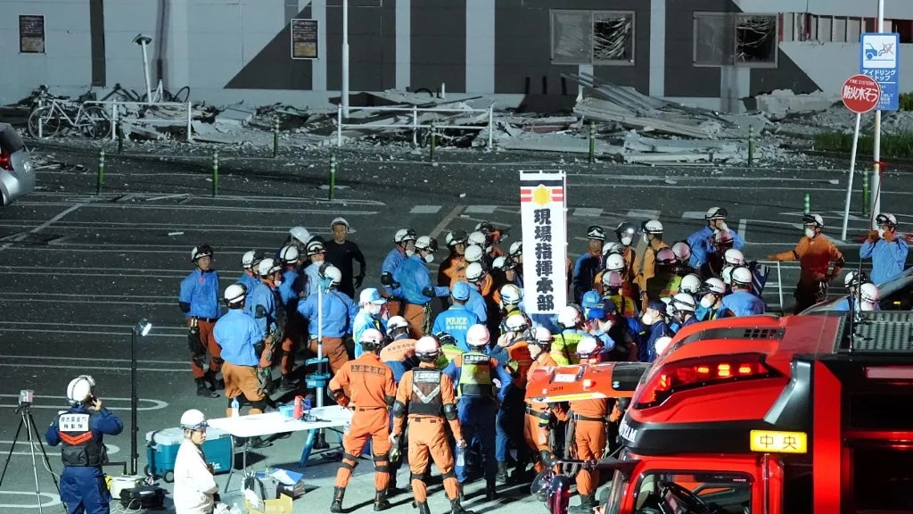 Már legkevesebb 13 halottja van a Japán újabb földrengésének