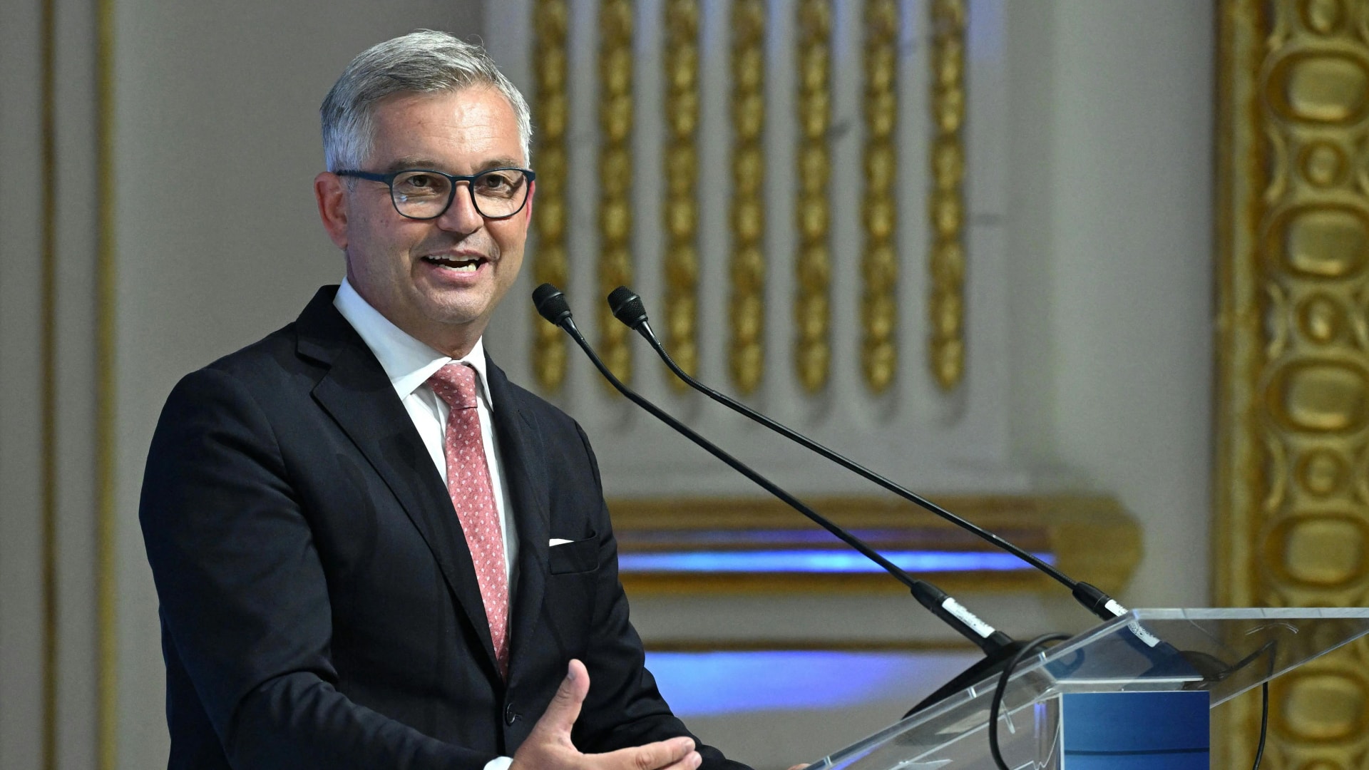 Uniós biztos: a külső határvédelem kulcsfontosságú az illegális migráció elleni küzdelemben