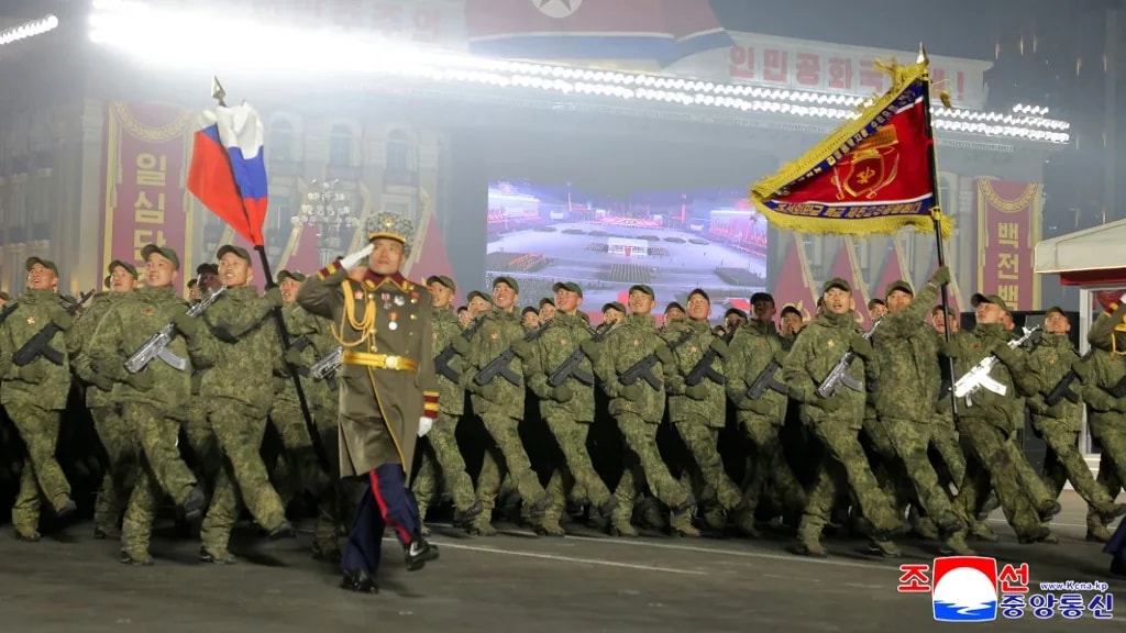 Észak-Korea tagadja, hogy további 50 ezer katonát küldene az oroszoknak