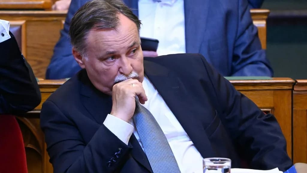 Gajdos László: Átfogó országos ellenőrzés indult az akkucégeknél